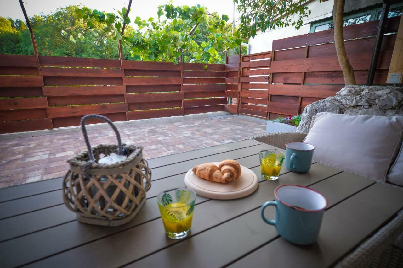 Vintage Garden Apartment بولا المظهر الخارجي الصورة